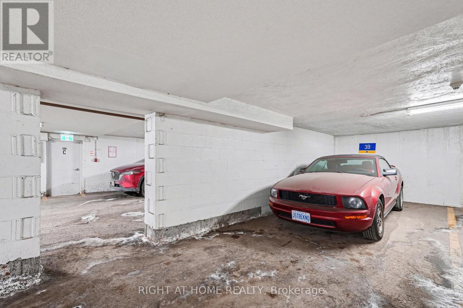 121 - 12 Corkstown Road