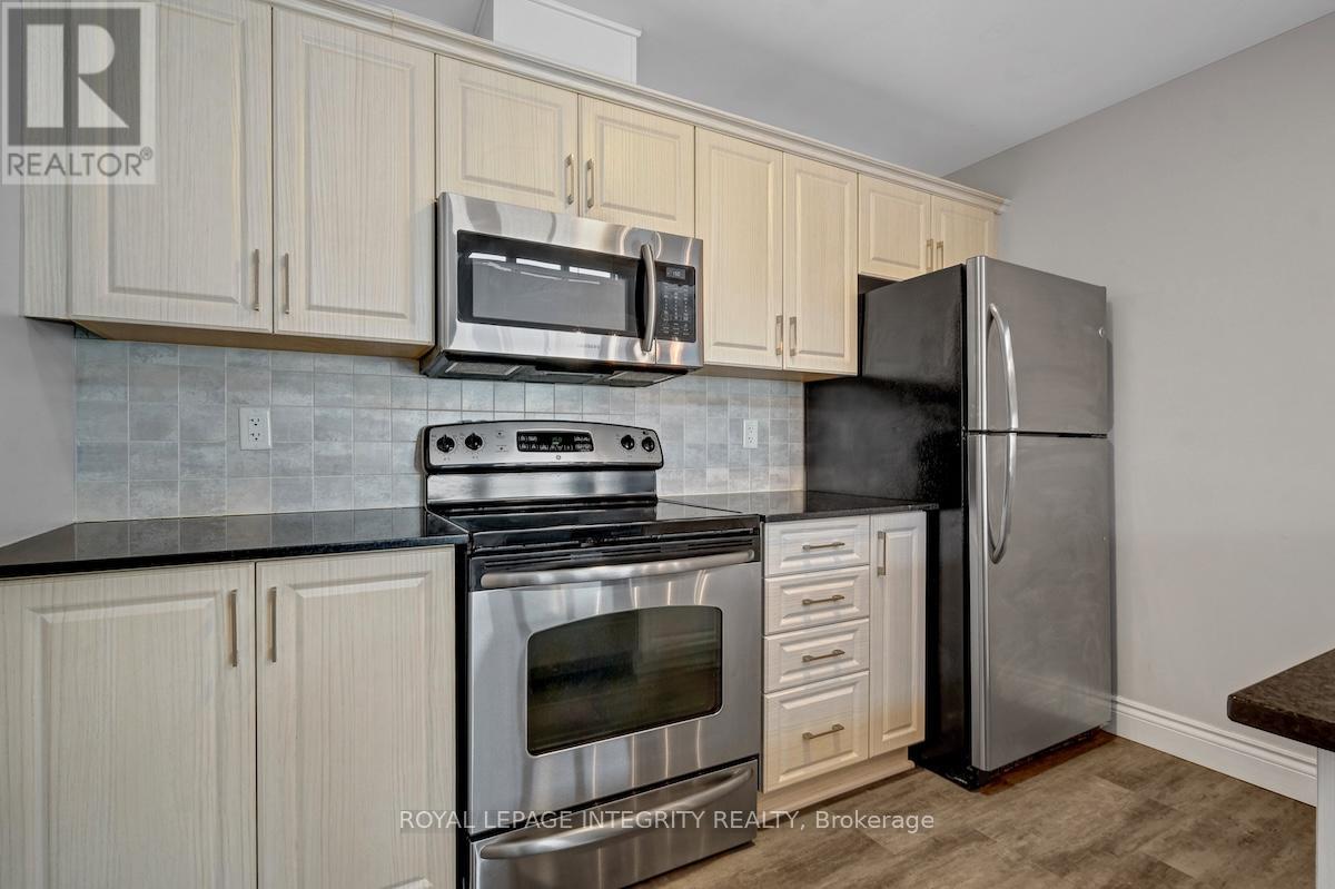 1117 Stittsville Main Street