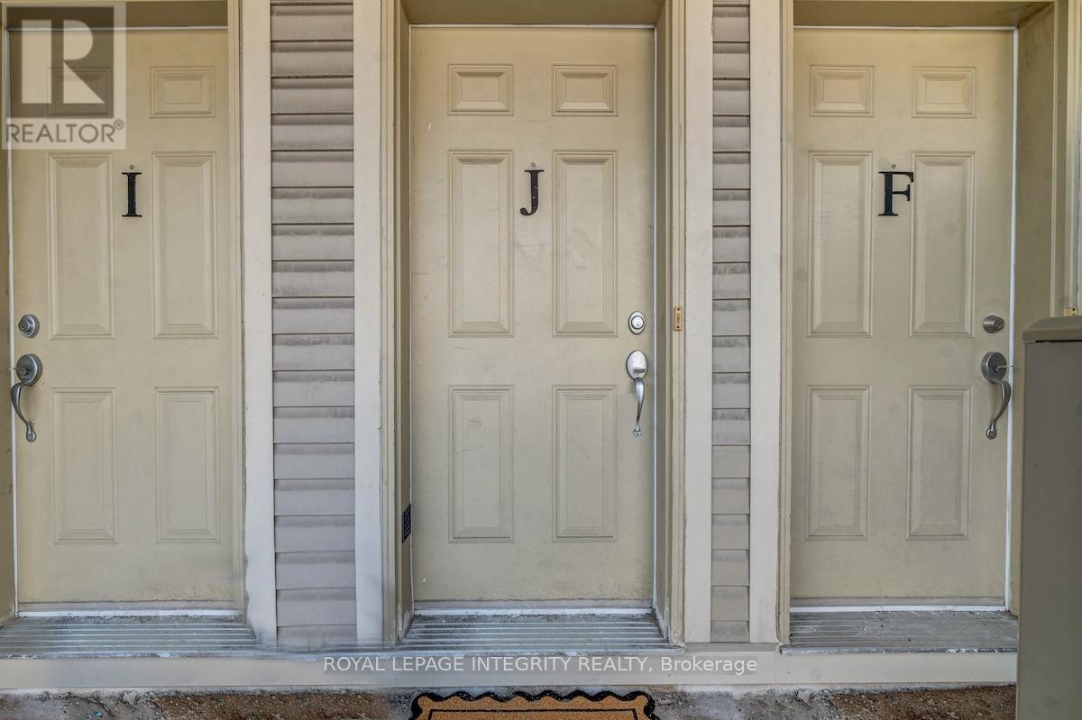 1117 Stittsville Main Street