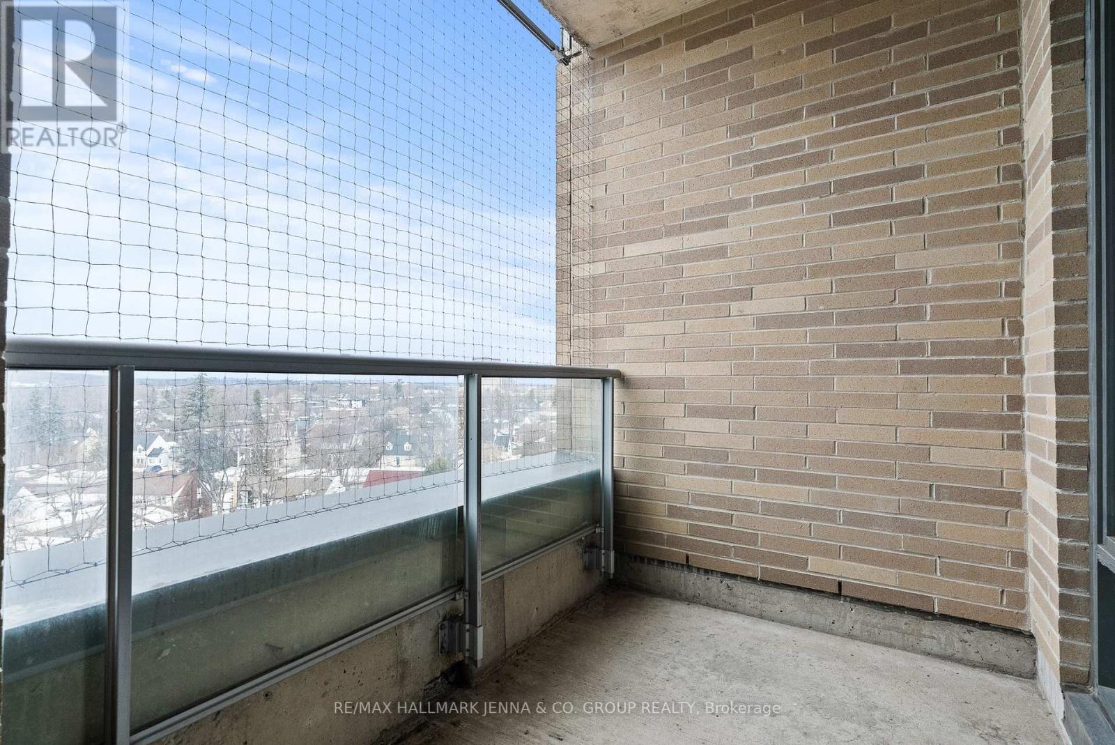 611 - 88 Richmond Road