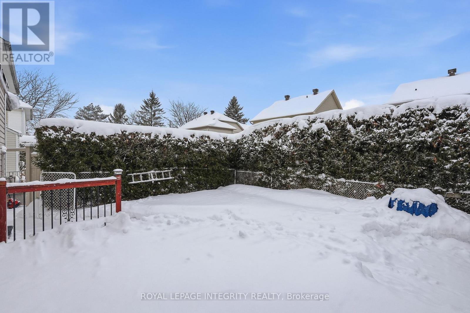 2104 Sandy Oaks Drive