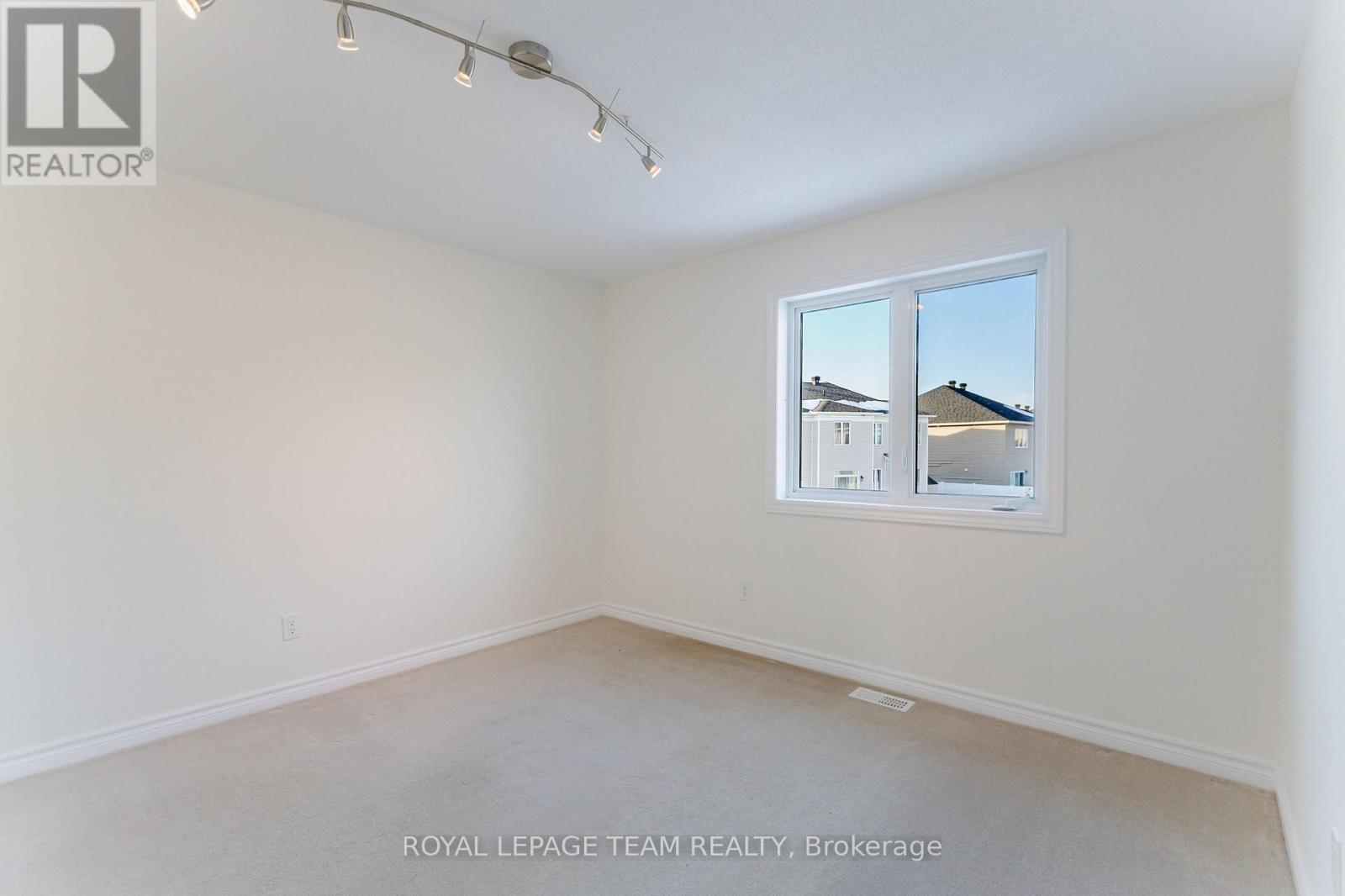 637 Clearbrook Drive