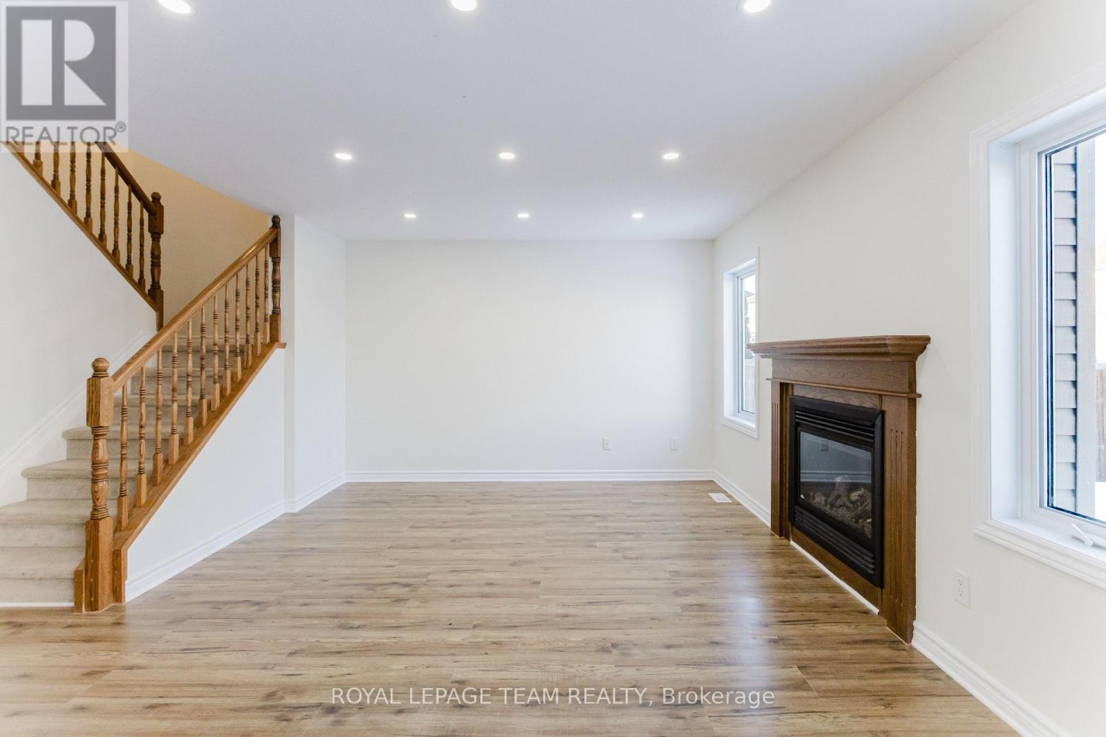 637 Clearbrook Drive