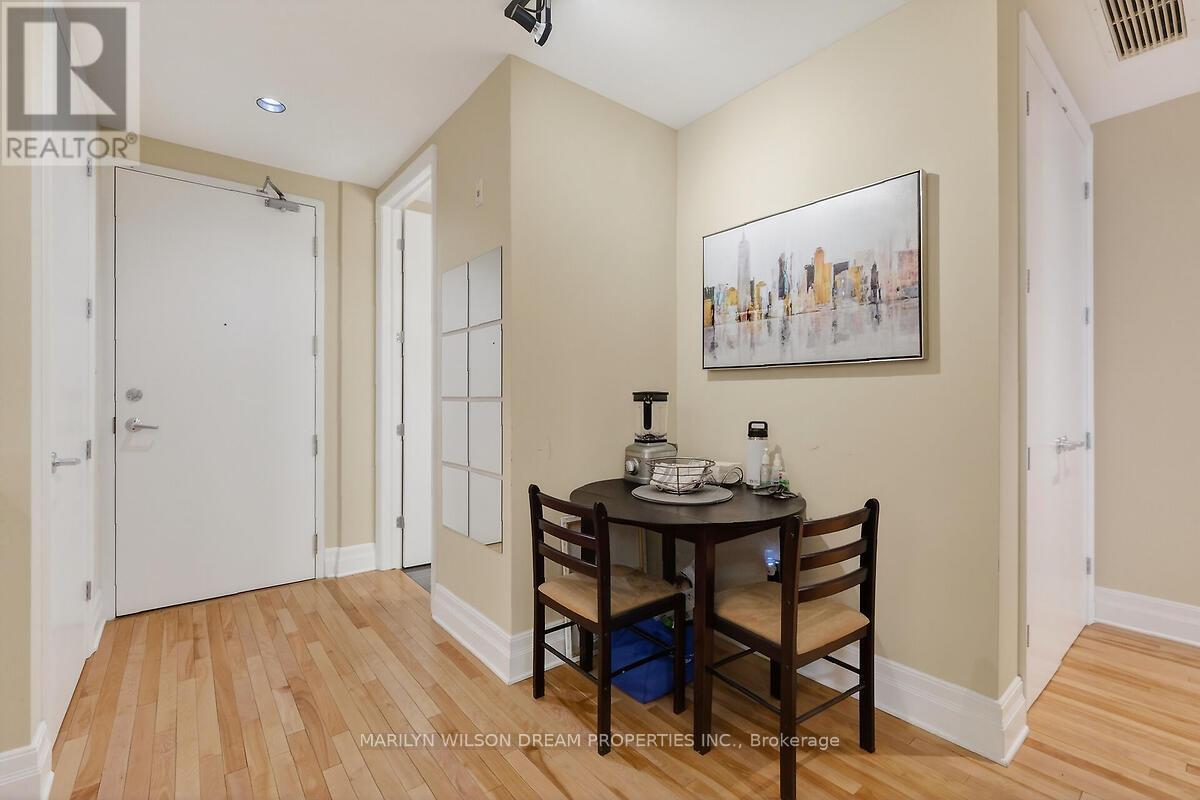 906 - 330 Loretta Avenue S