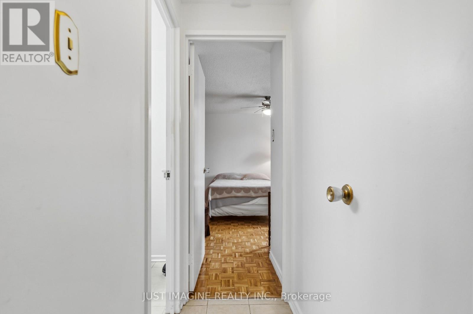 201 - 3100 Carling Avenue