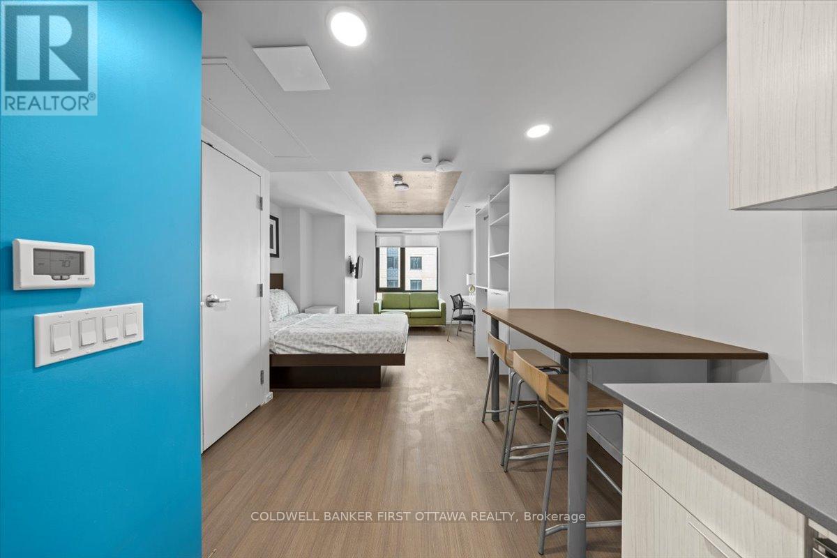 2308 - 105 Champagne Avenue S