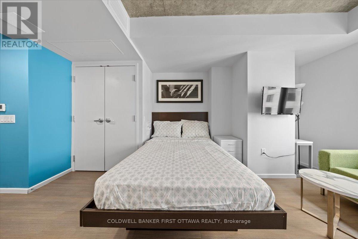 2308 - 105 Champagne Avenue S