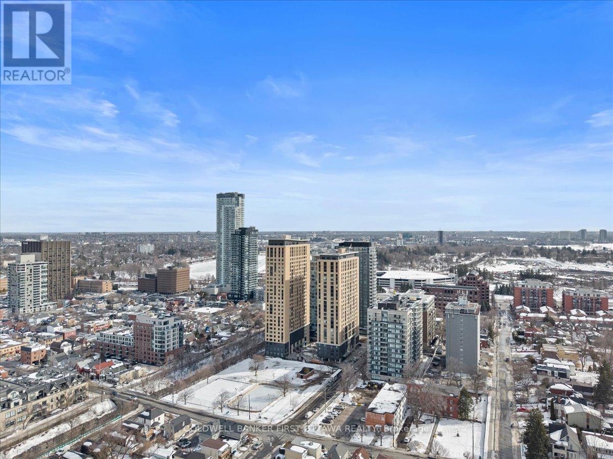 2308 - 105 Champagne Avenue S