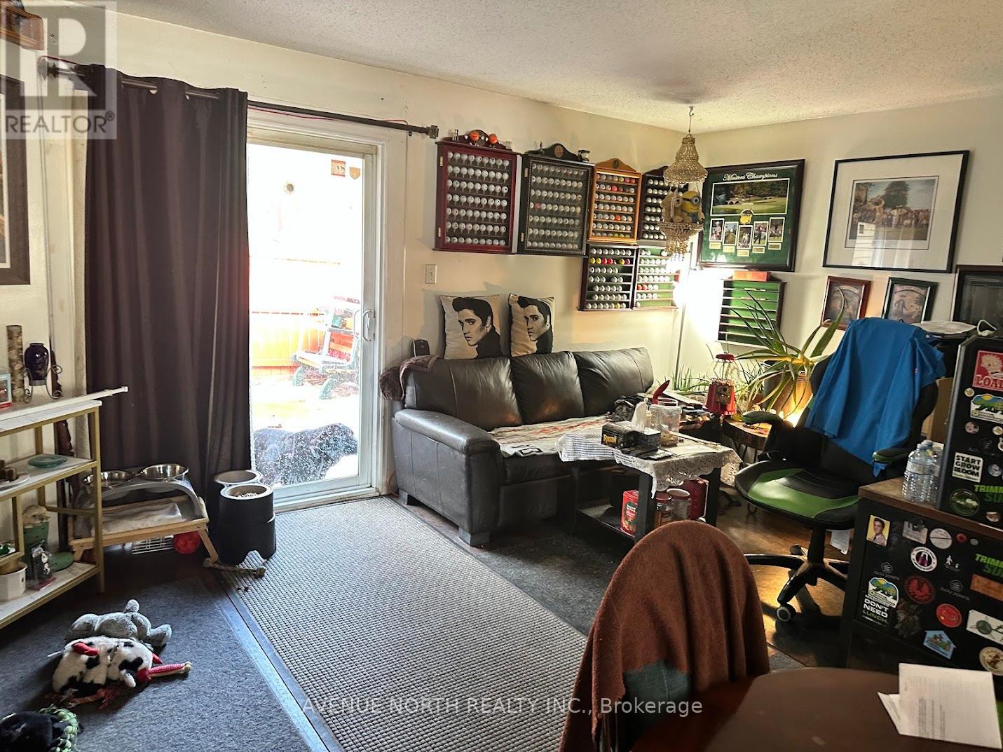 20 - 1448 Foxwall Street