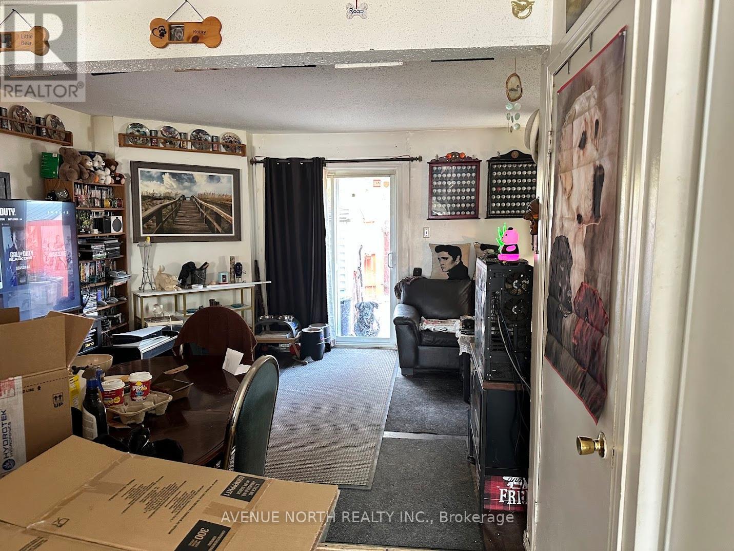 20 - 1448 Foxwall Street