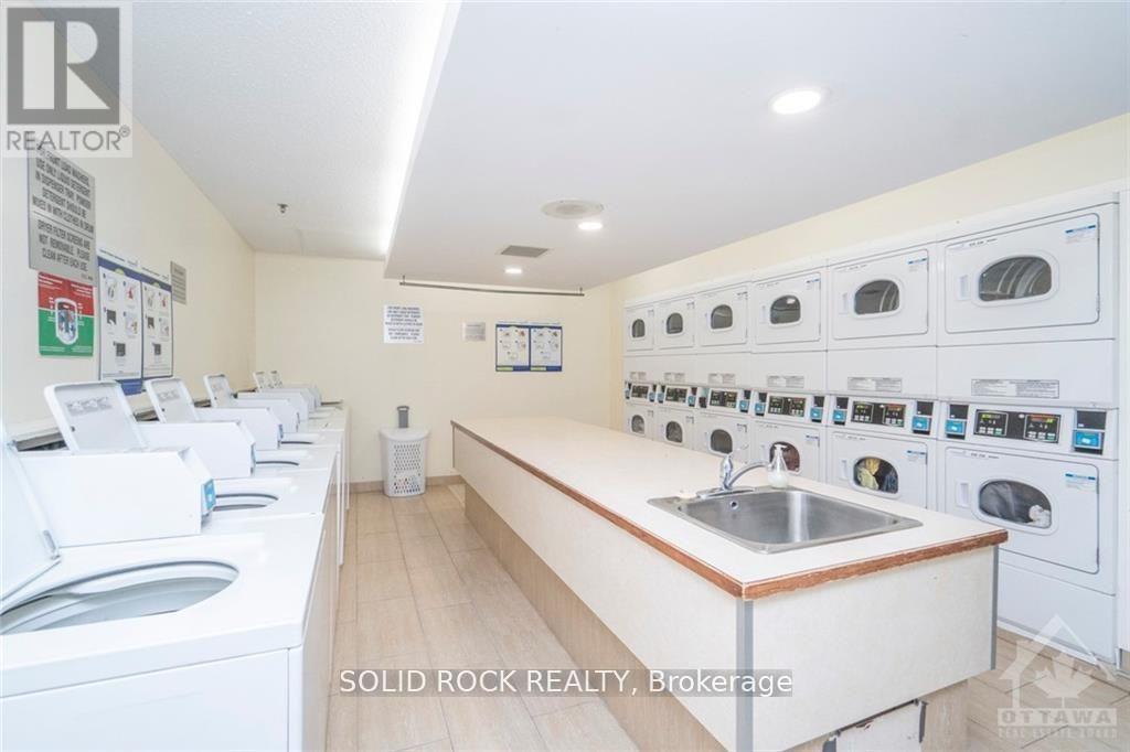 309 - 415 Greenview Avenue