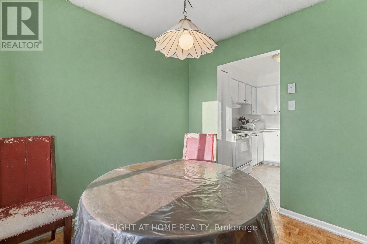 305b - 2044 Arrowsmith Drive