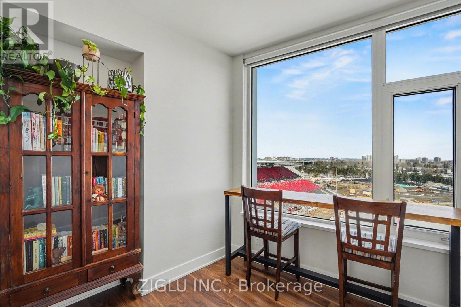 1005 - 1035 Bank Street