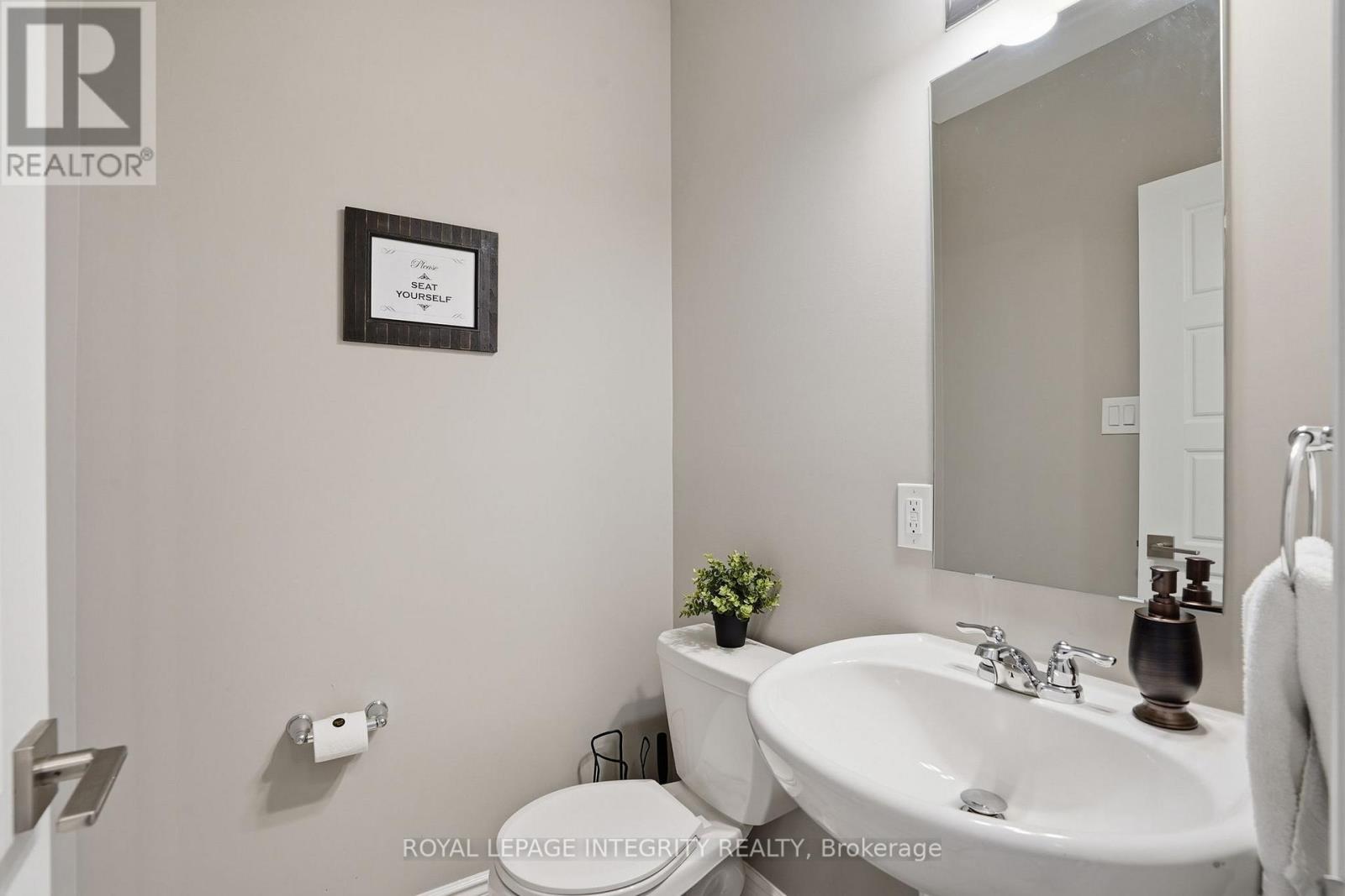 1012 Cottontail Walk