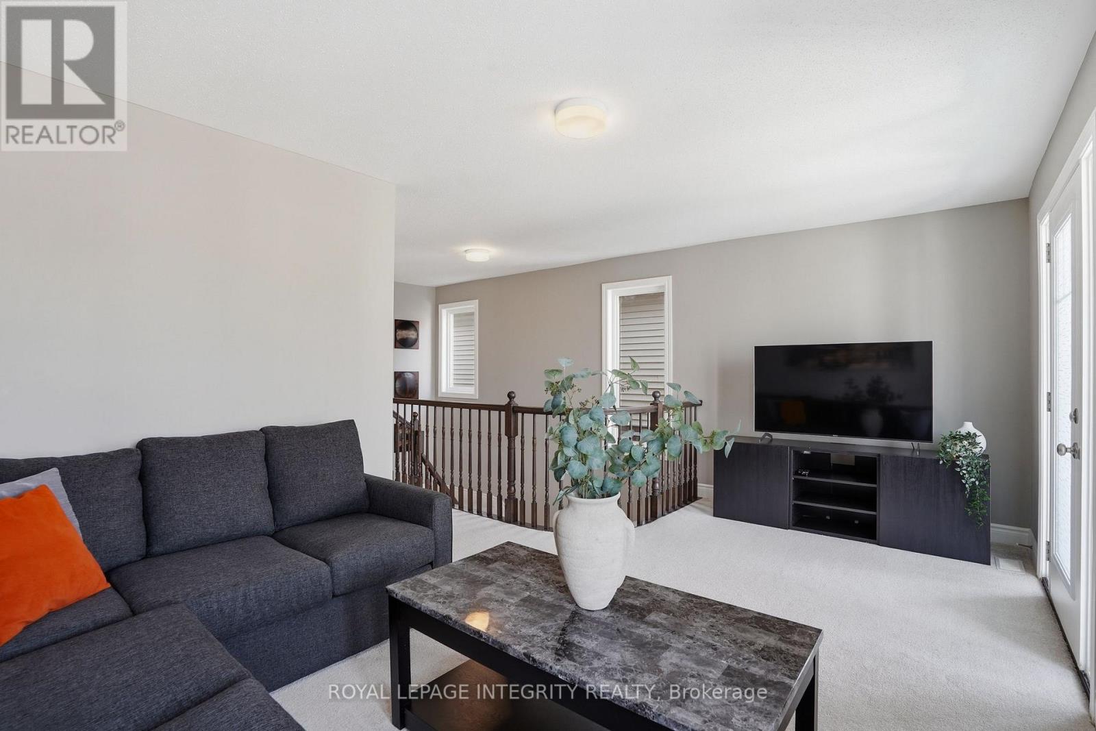 1012 Cottontail Walk