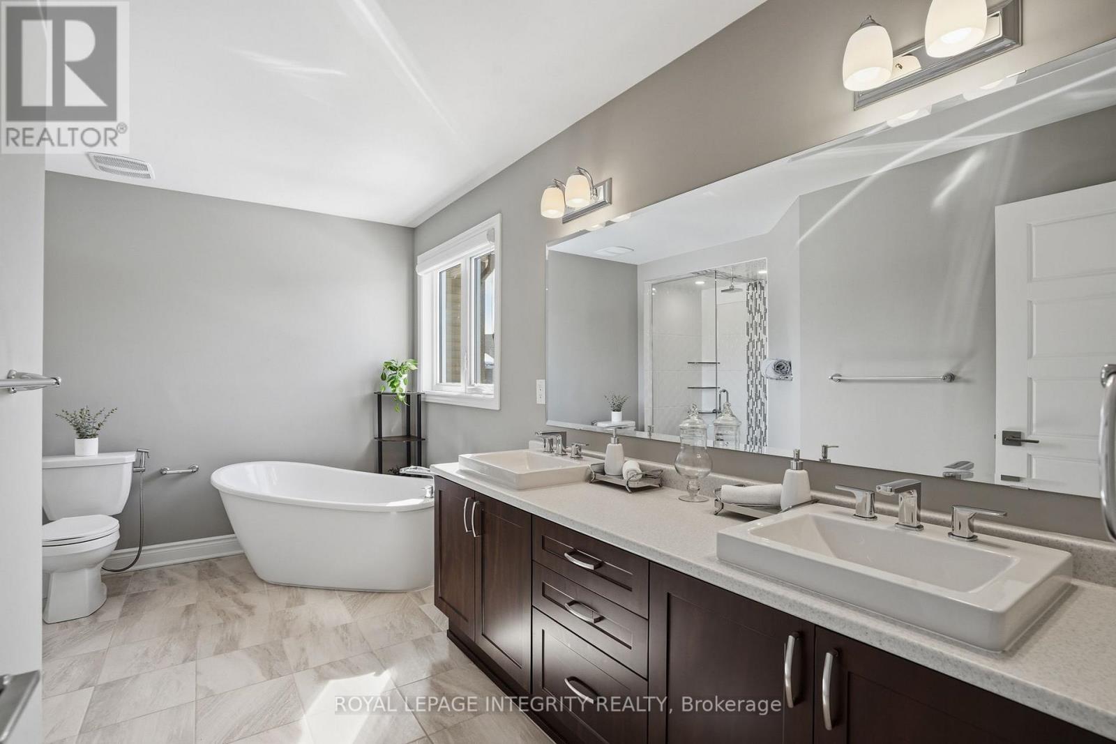 1012 Cottontail Walk