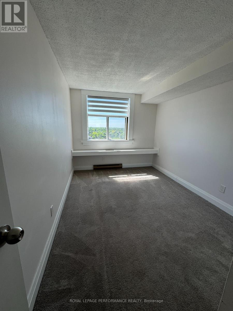 1209 - 2760 Carousel Crescent