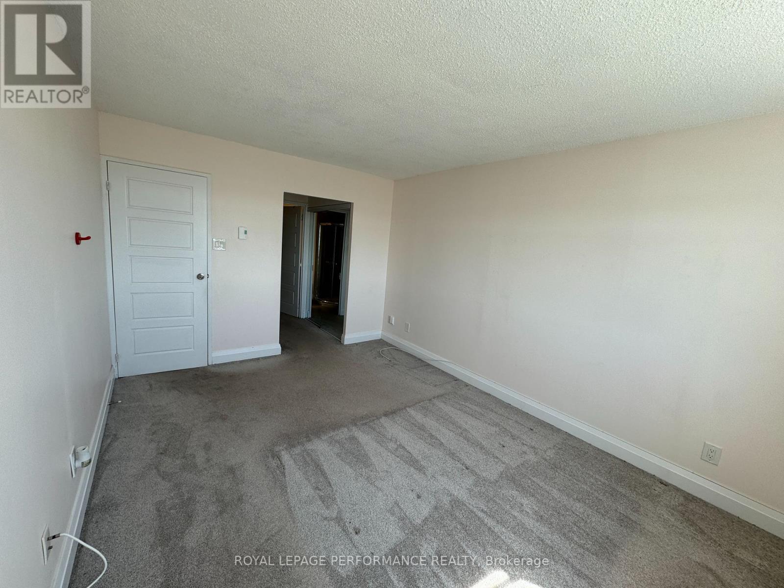 1209 - 2760 Carousel Crescent