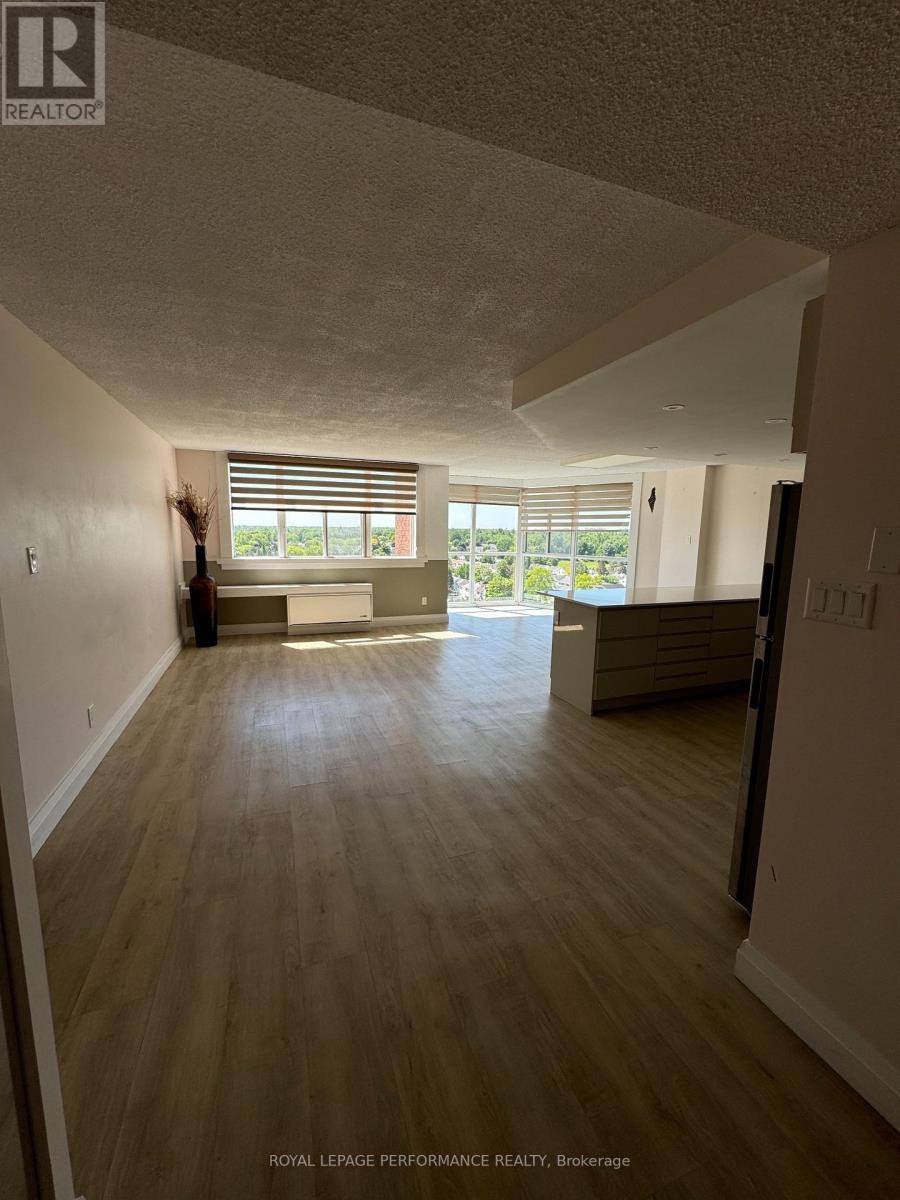 1209 - 2760 Carousel Crescent