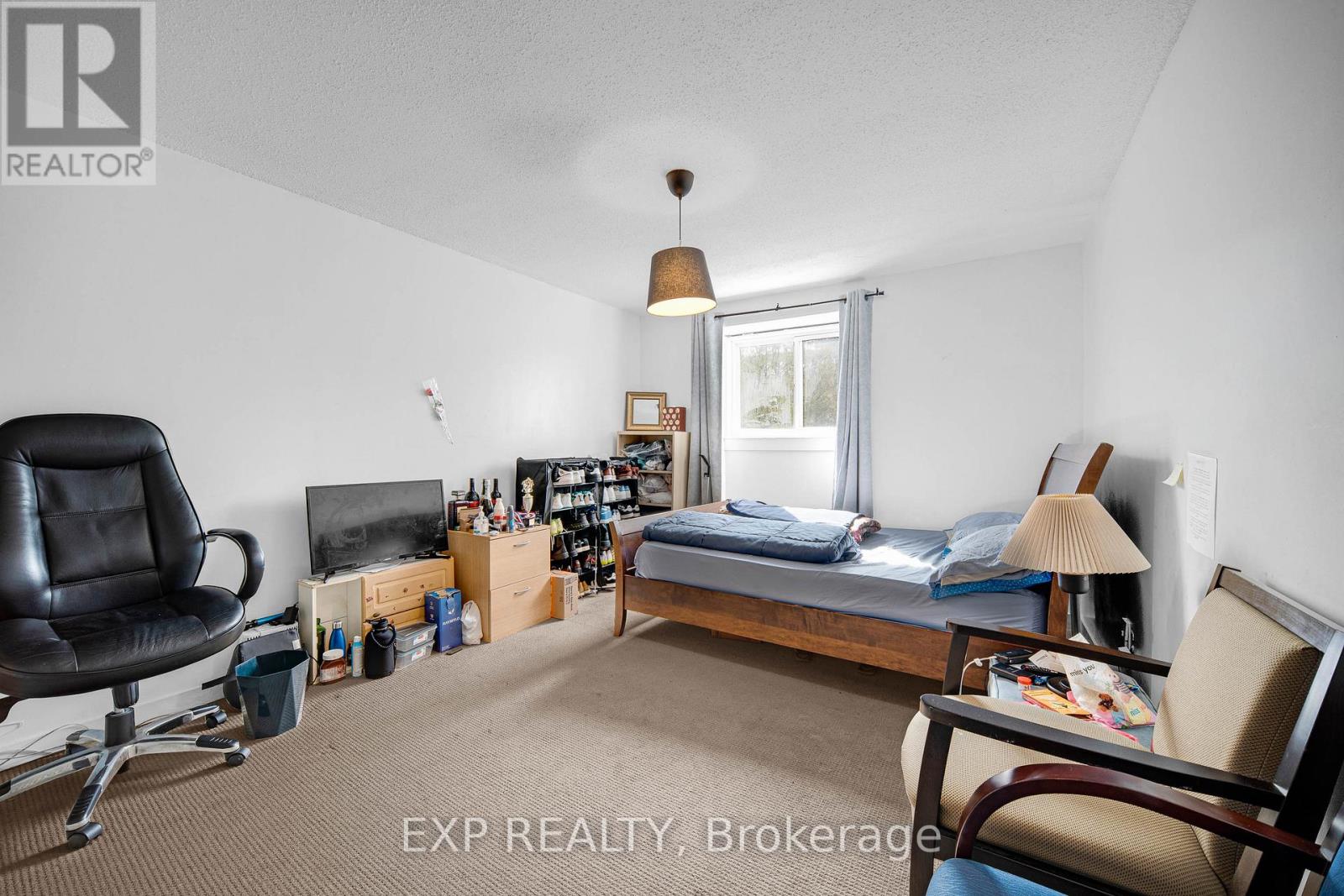 11k - 2080 Ogilvie Road