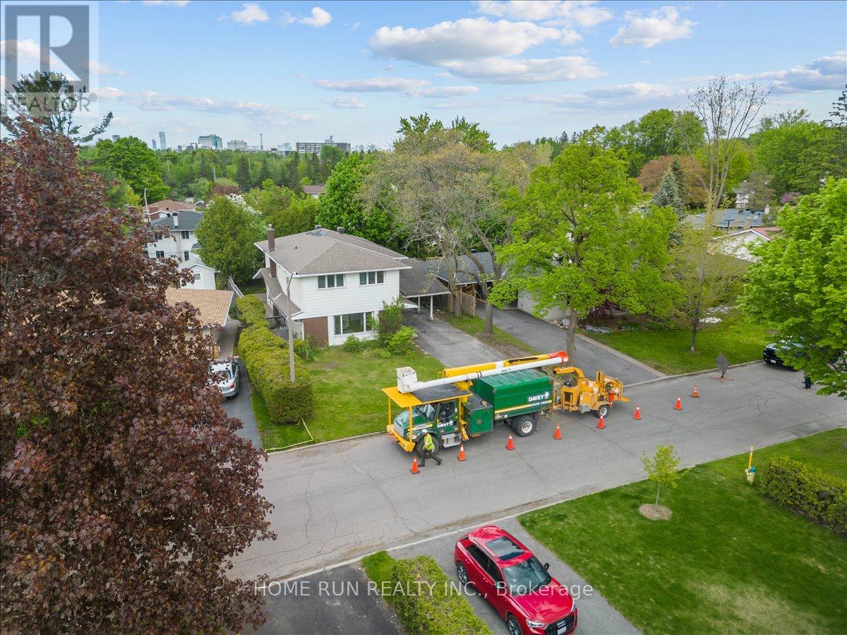 685 Farmington Avenue