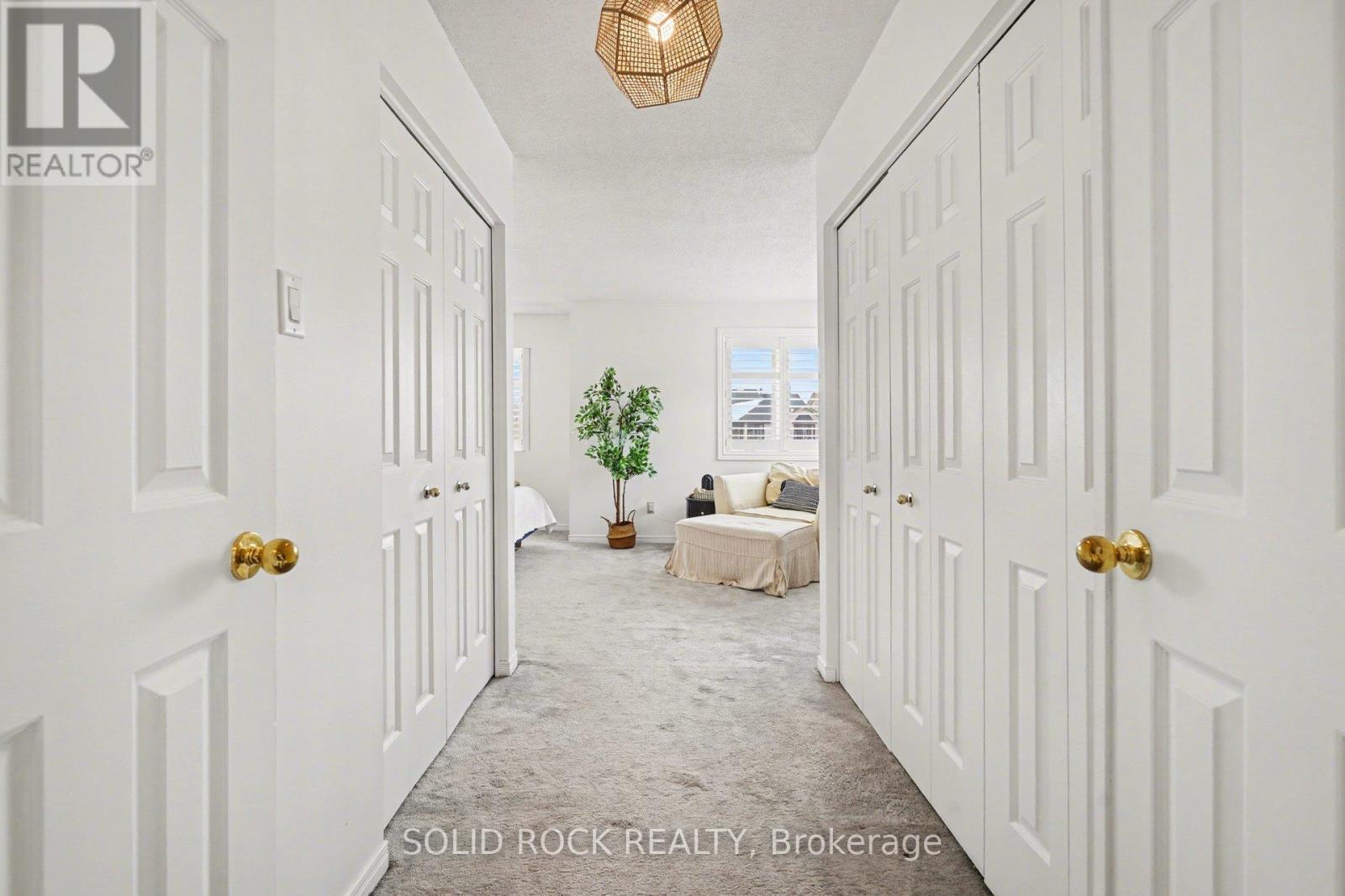 51 Pemberton Crescent