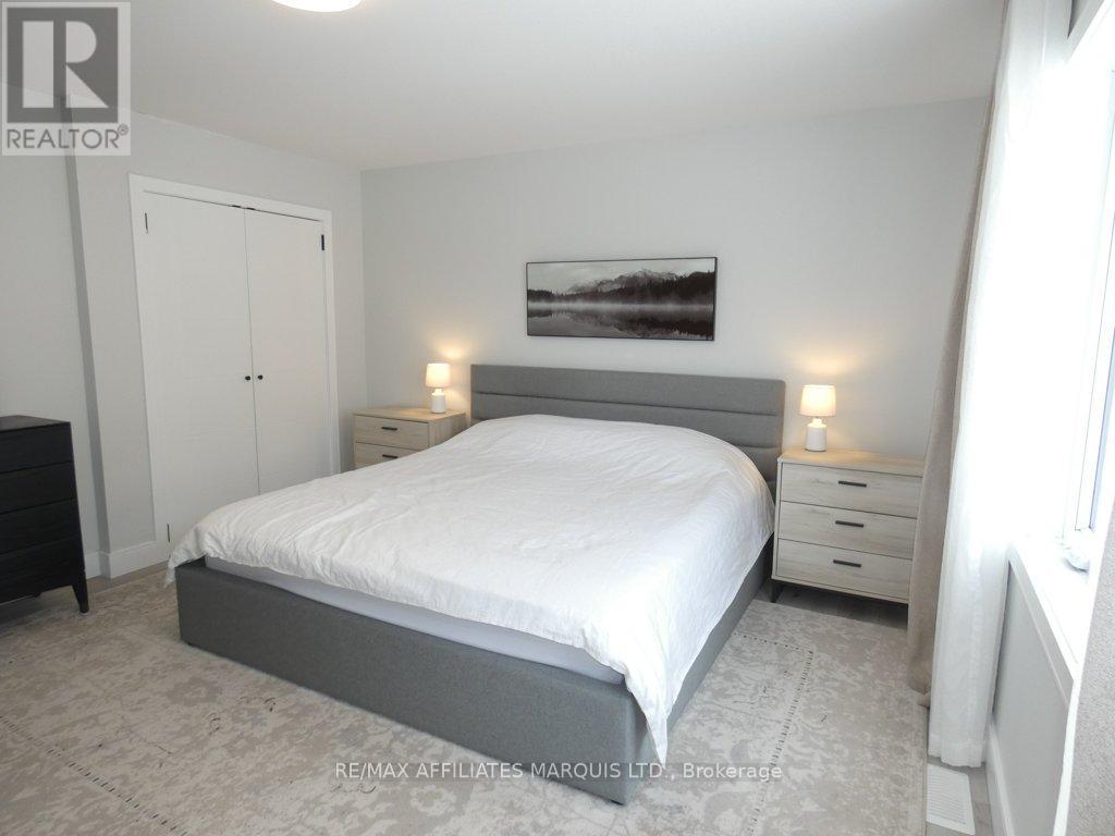 69 St Polycarp Street