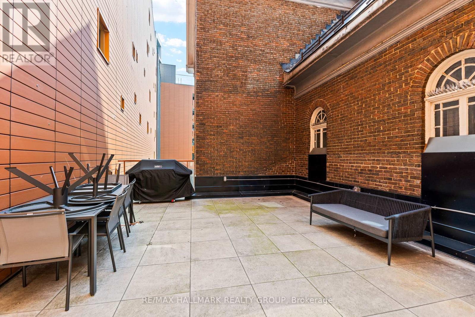 207 - 135 Barrette Street