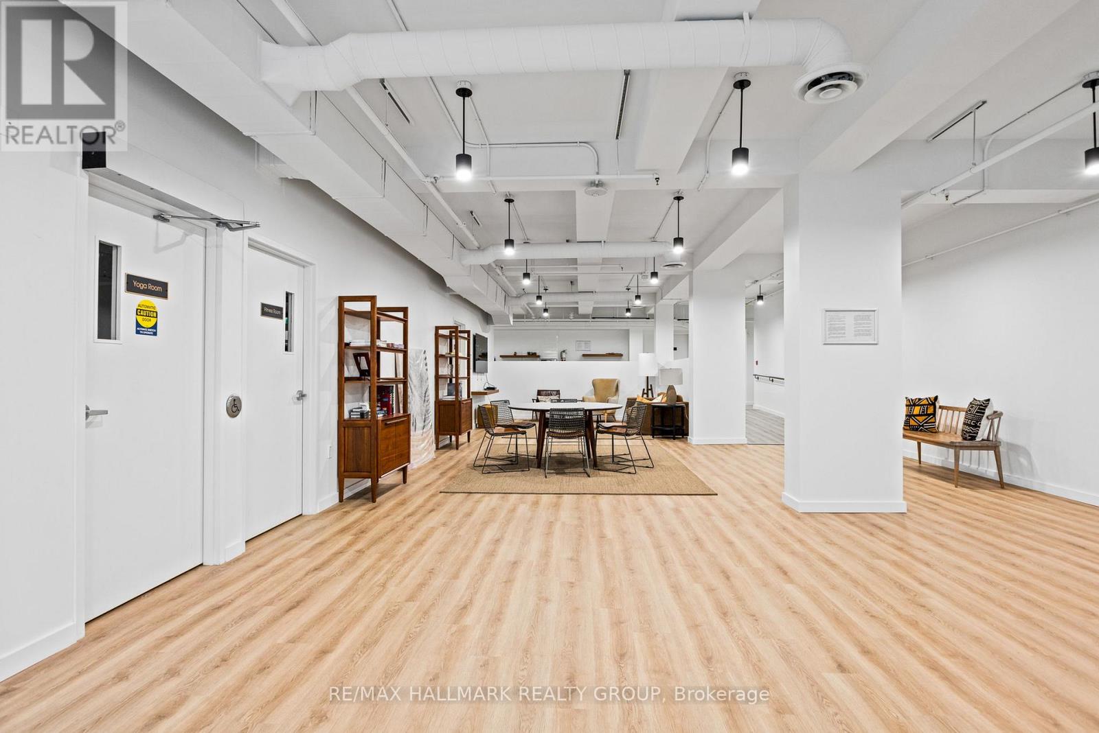 207 - 135 Barrette Street