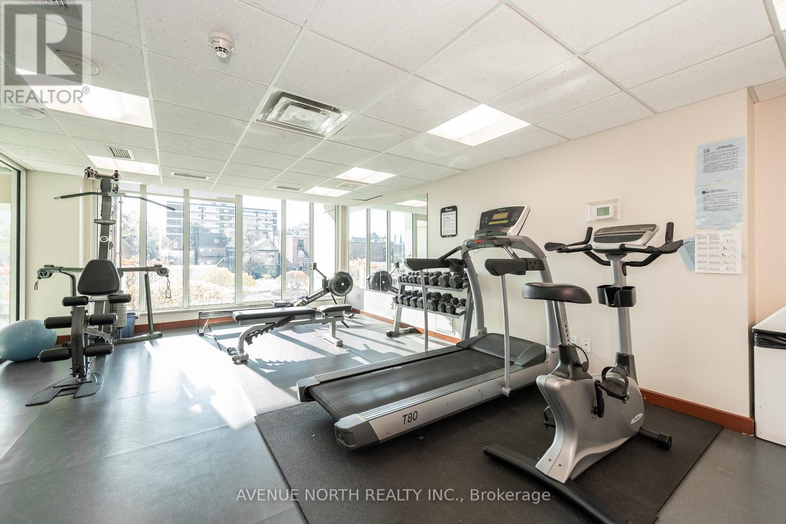 912 - 200 Rideau Street