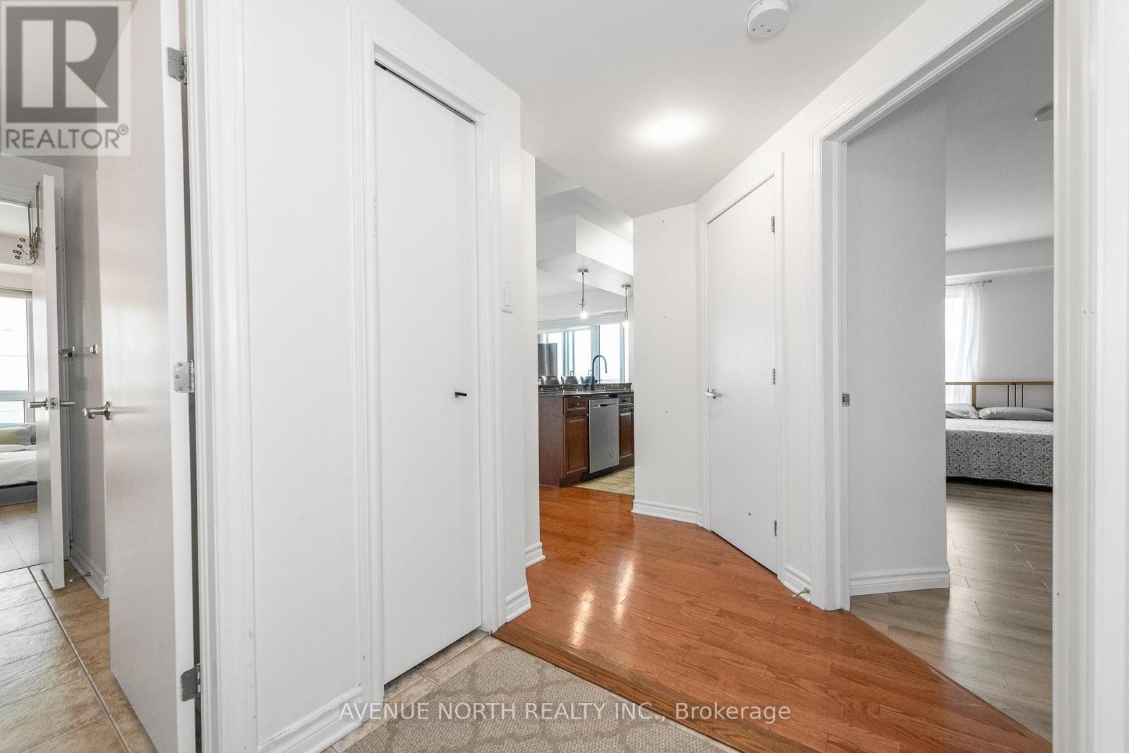 912 - 200 Rideau Street