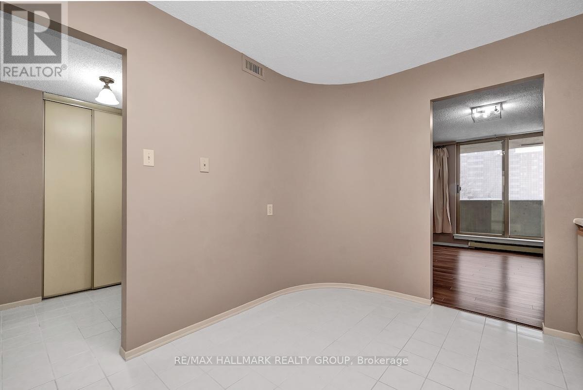 506 - 200 Lafontaine Avenue