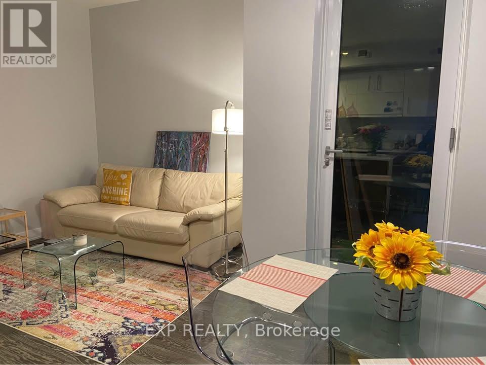 501 - 428 Sparks Street