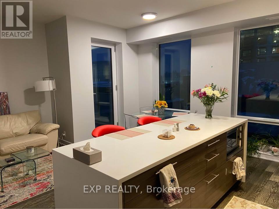 501 - 428 Sparks Street