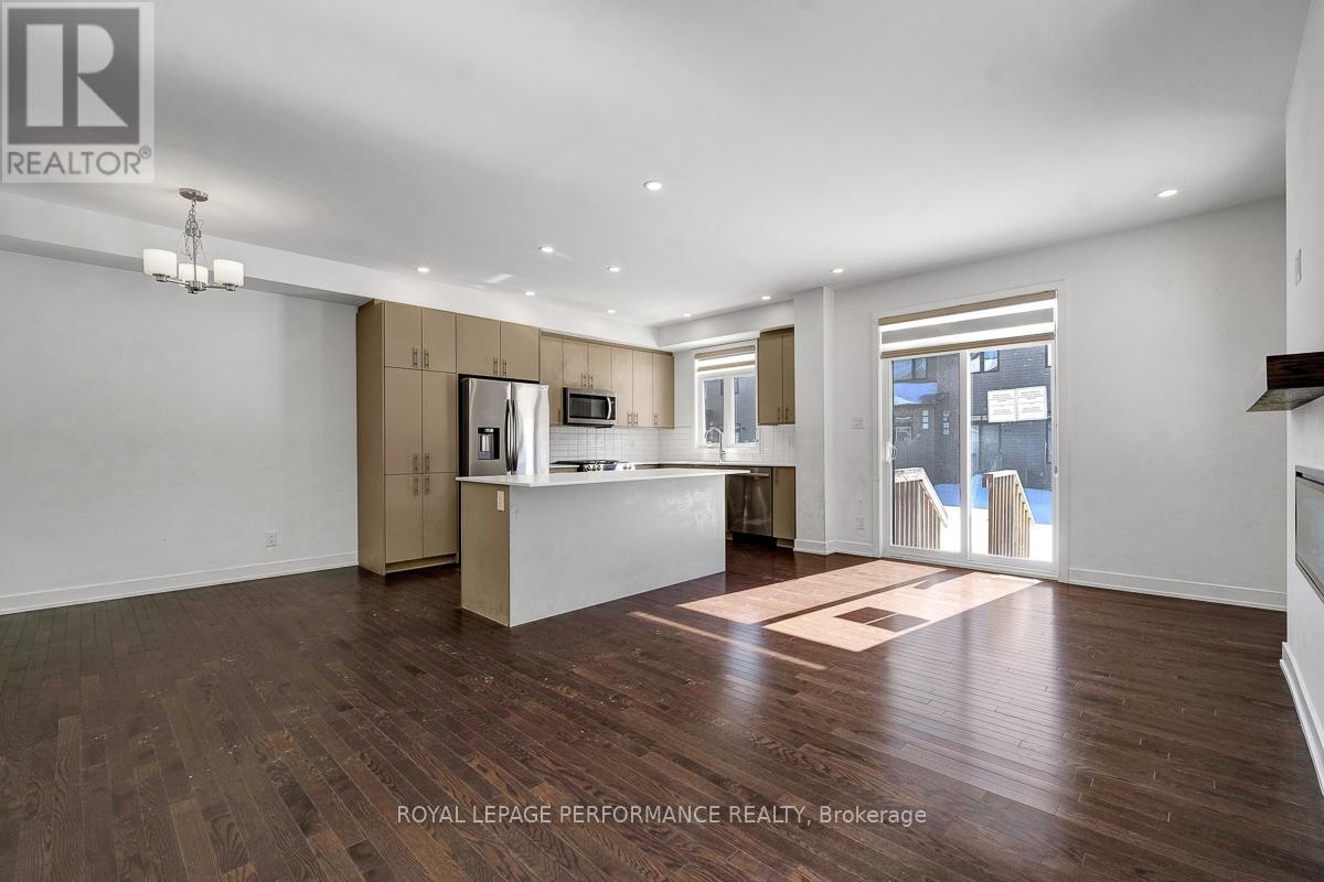 51 Moosonee Crescent