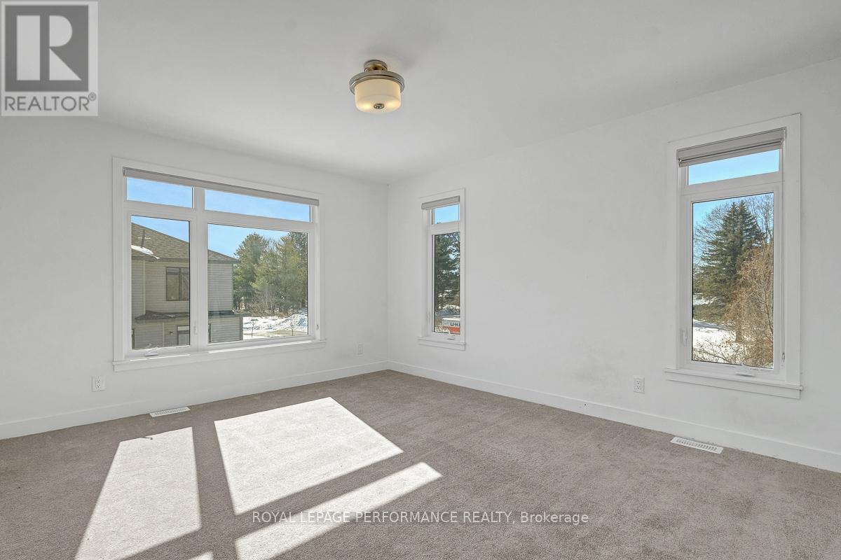 51 Moosonee Crescent