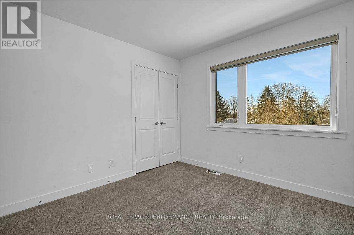 51 Moosonee Crescent