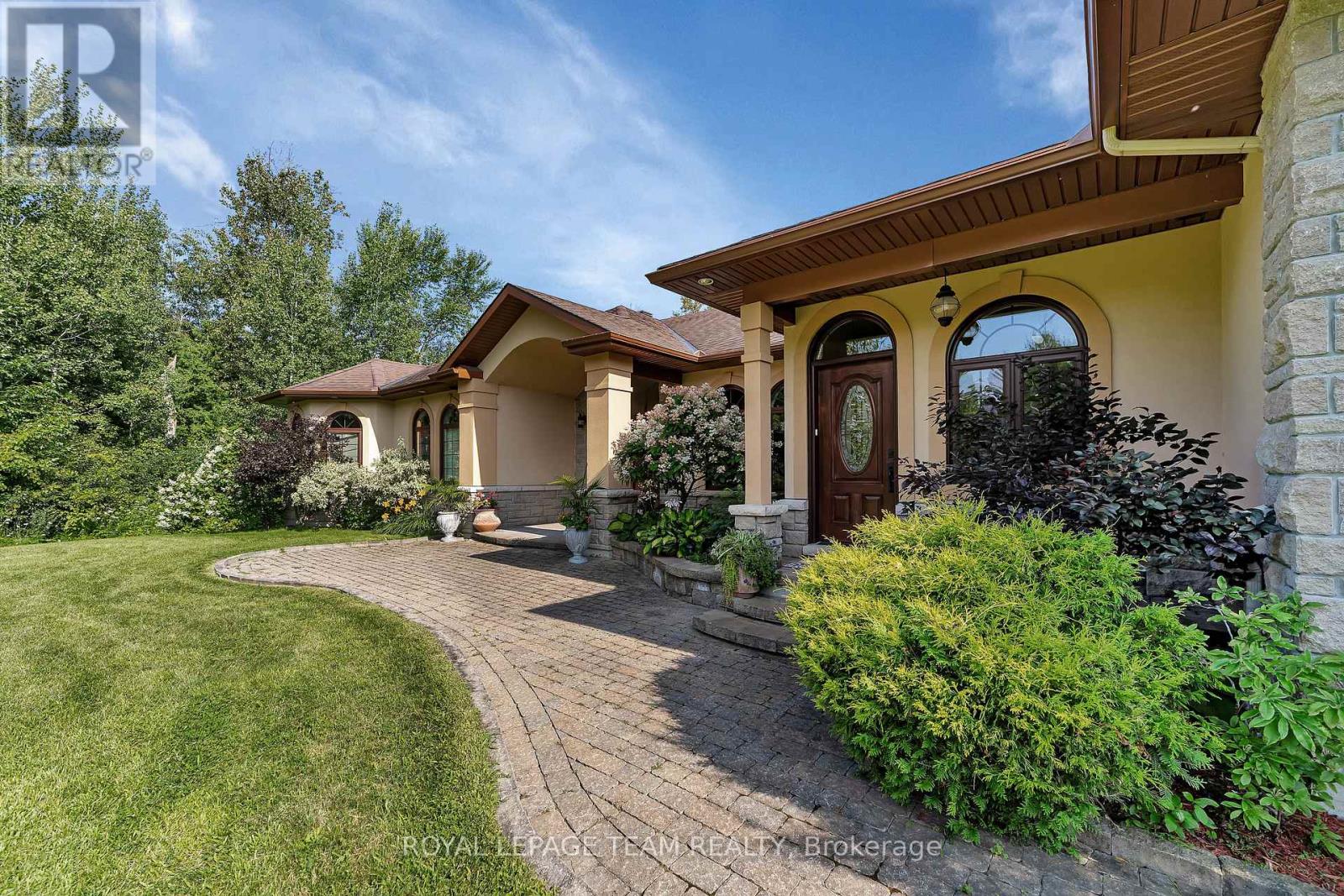 104 Sentinel Pine Way