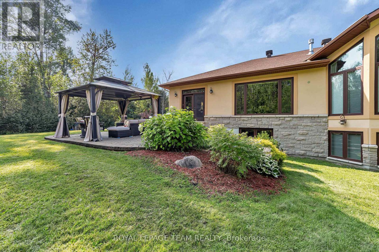 104 Sentinel Pine Way