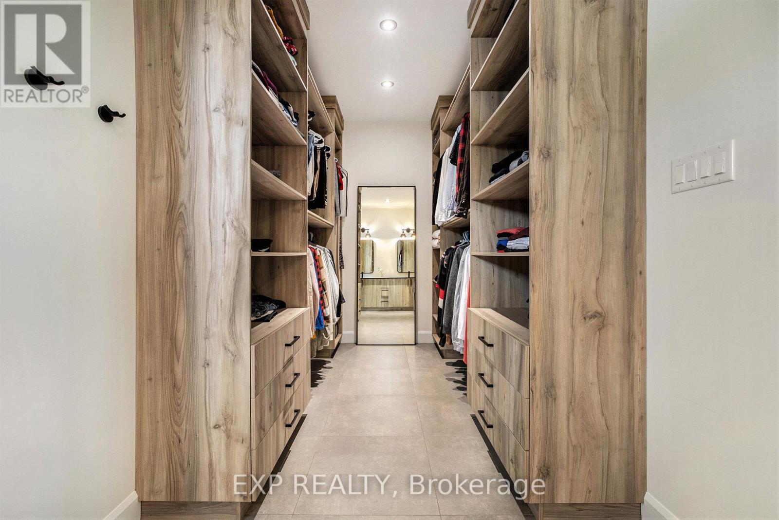 1056 Notre Dame Street