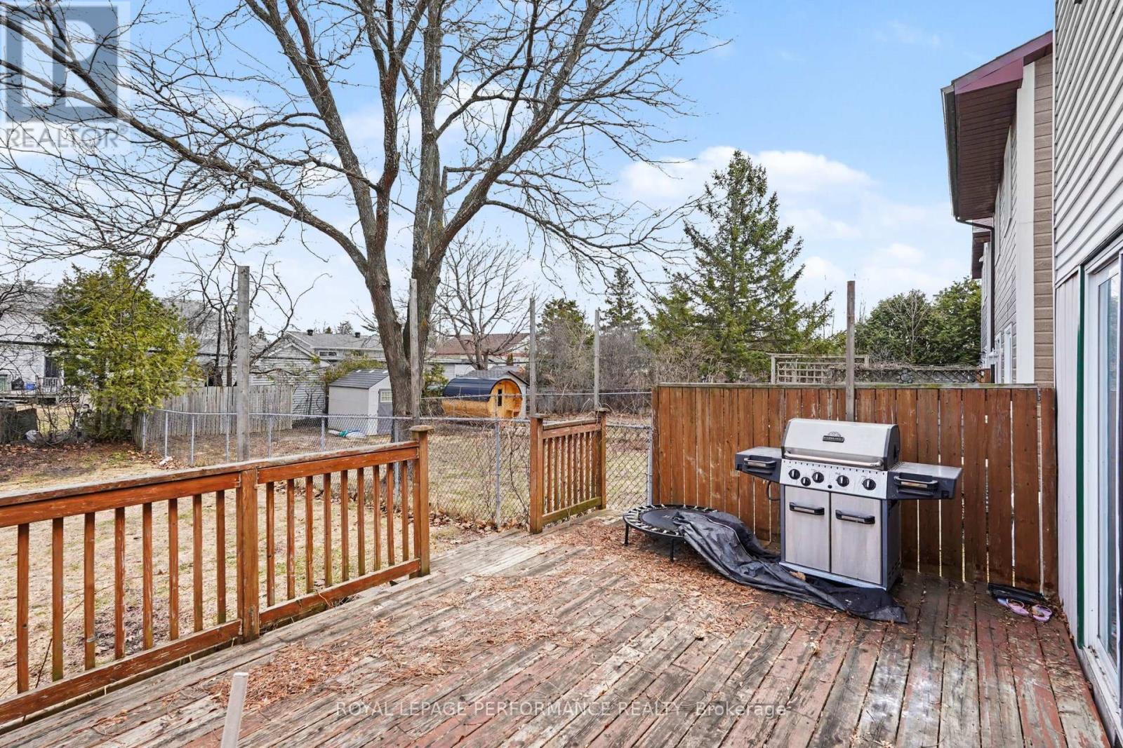 1367 Cedarcroft Crescent