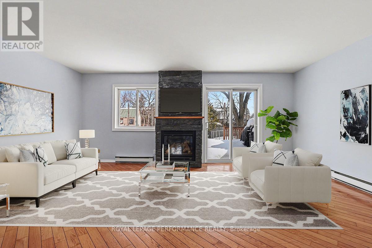 1367 Cedarcroft Crescent