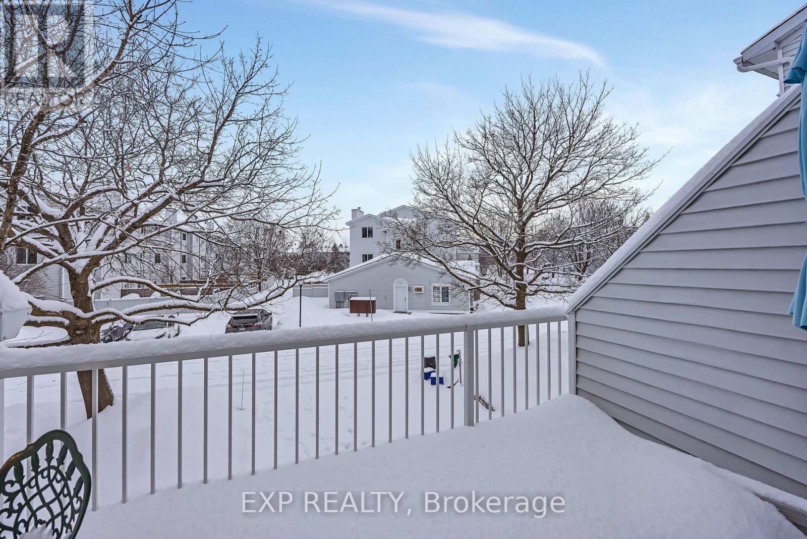 48 Castlegreen Private