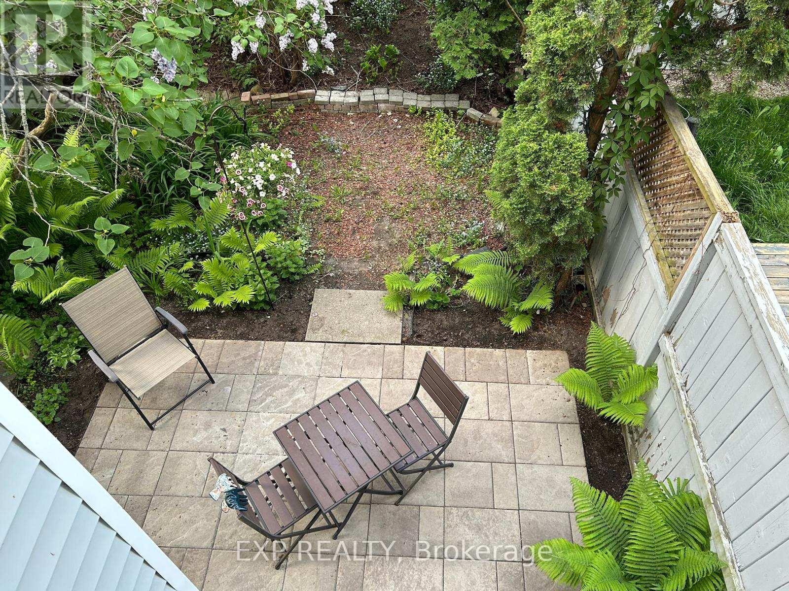 48 Castlegreen Private