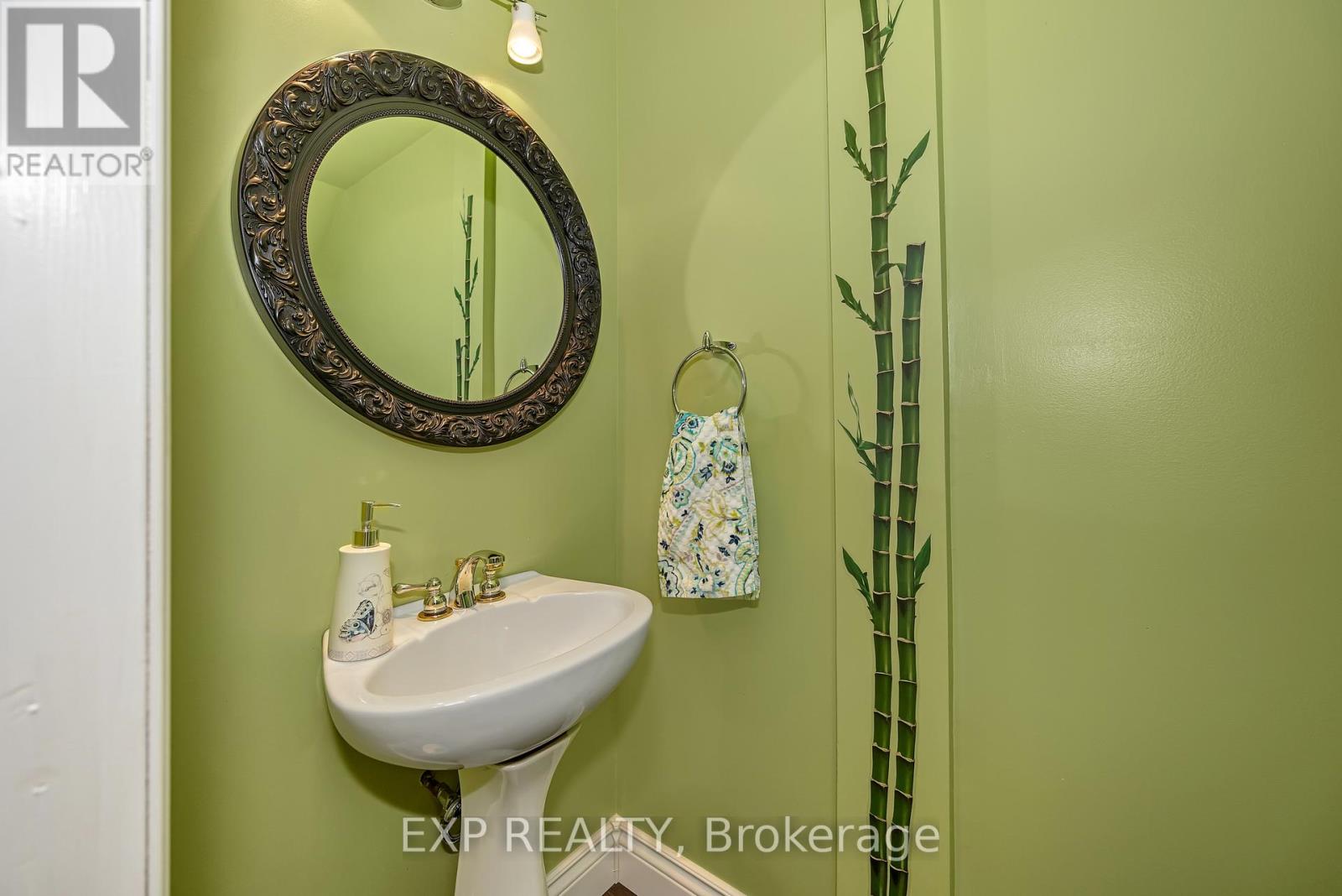 48 Castlegreen Private