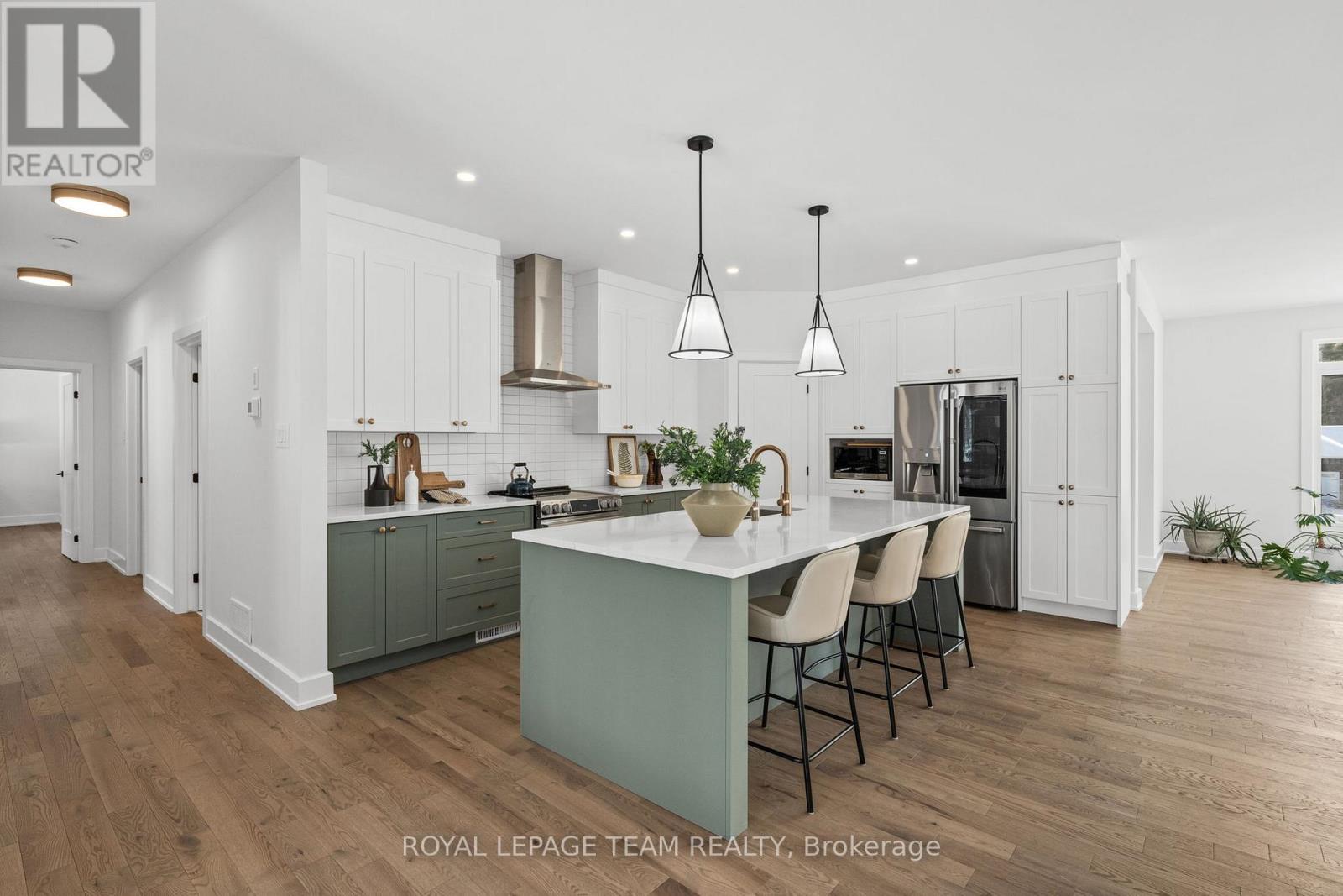 190 Raymond Luhta Crescent