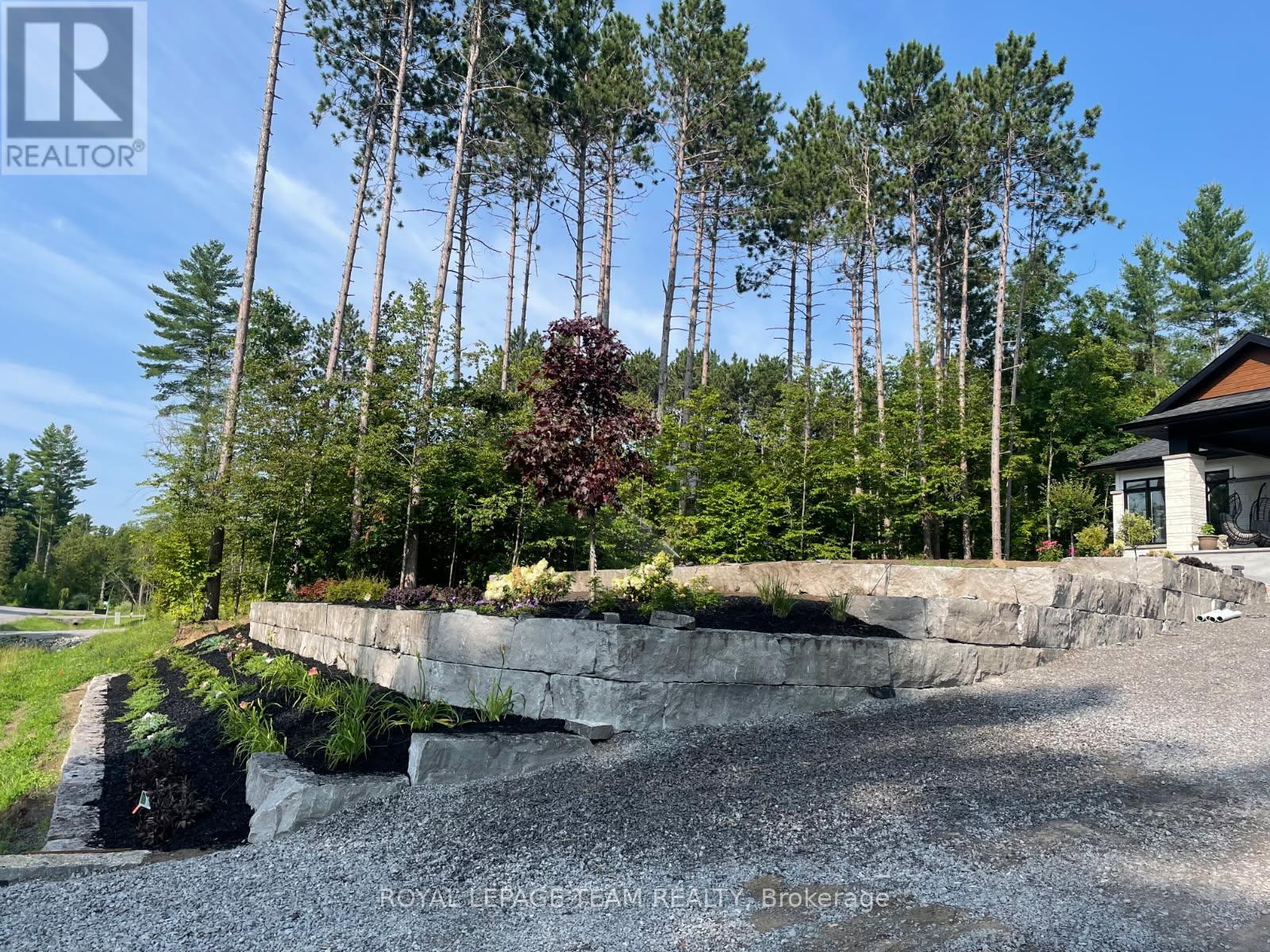 190 Raymond Luhta Crescent