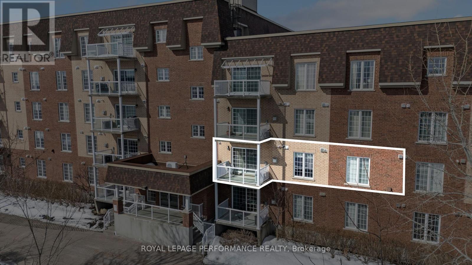 206 - 2360 Albert Street