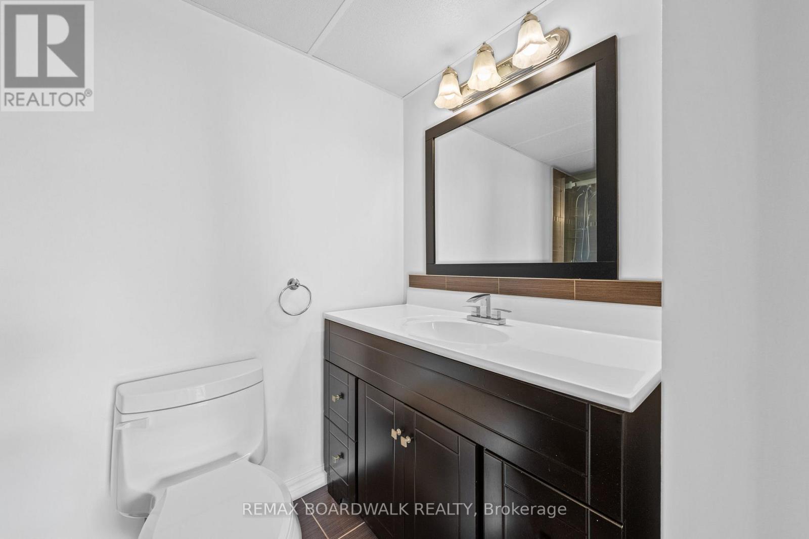 502 - 1190 Richmond Road