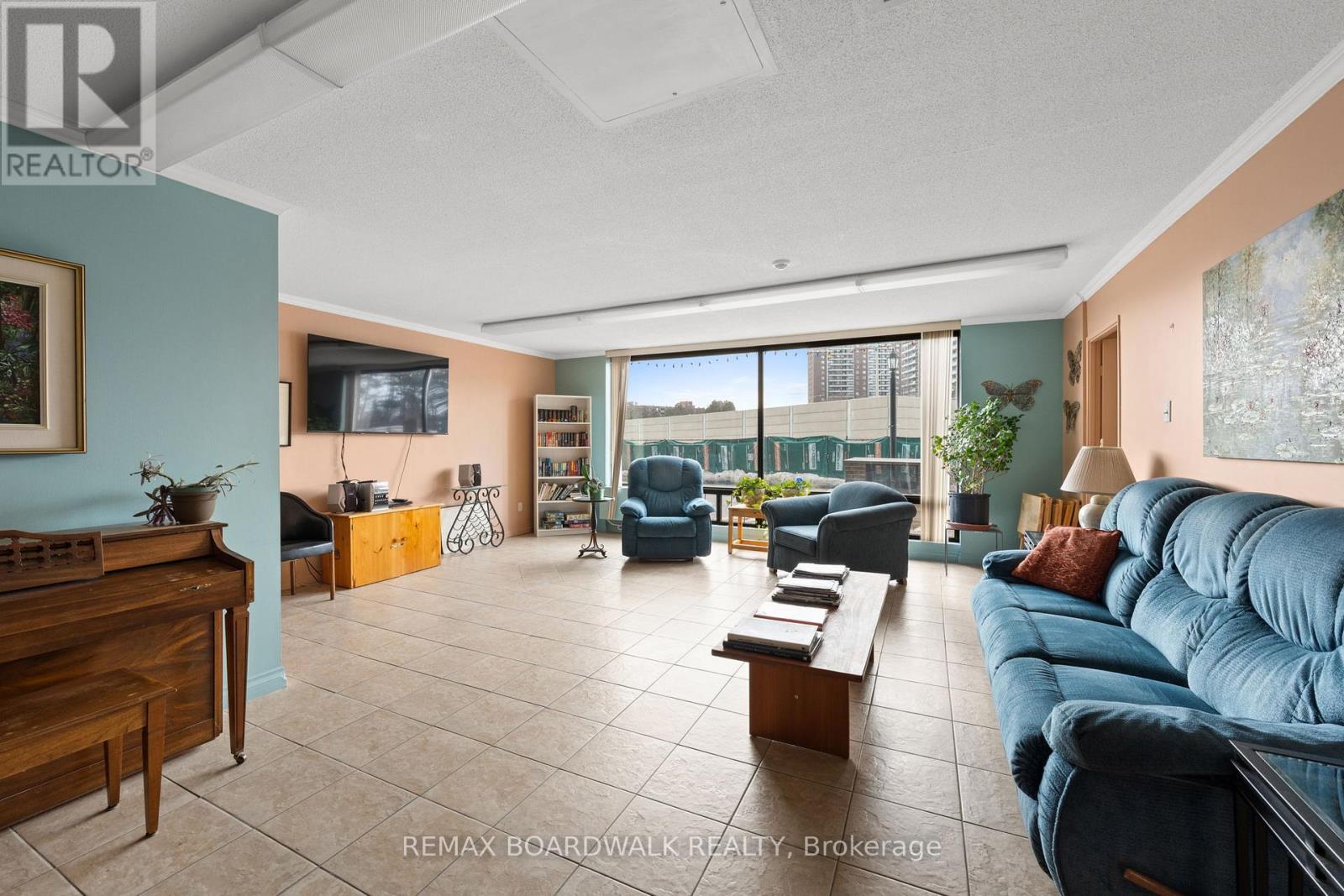 502 - 1190 Richmond Road